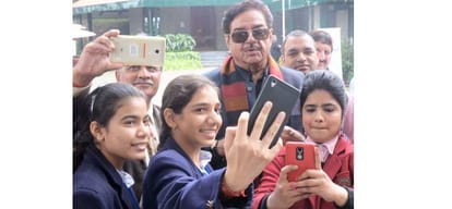 Himachal Solan shatrughan sinha in khushwant singh litfest 2017