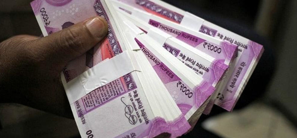 police seized 18 lakh rupees in parwanoo and paonta sahib
