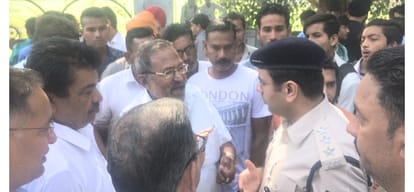 objectionable words written on notice board for Maharishi Valmiki