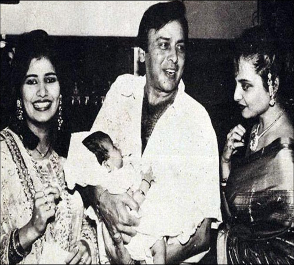 who changed the actress rekha's life in real   