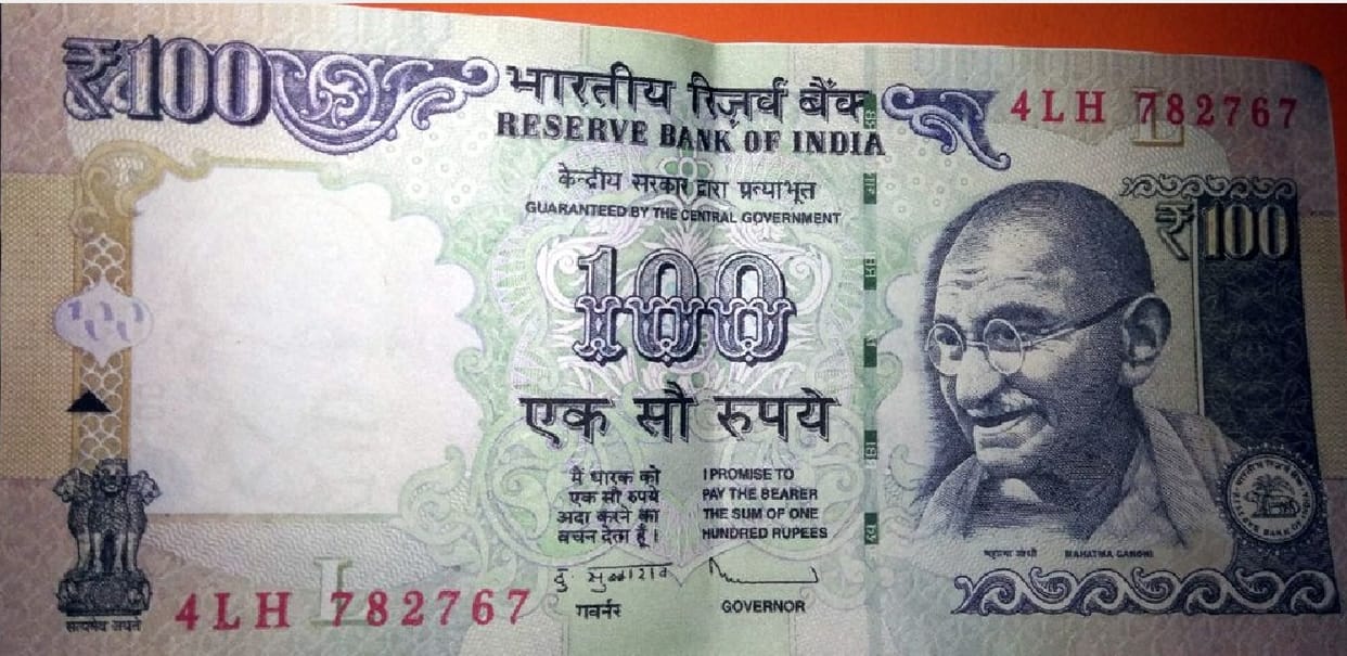 police caught huge amount of 100 rupees fake currency in jaspur