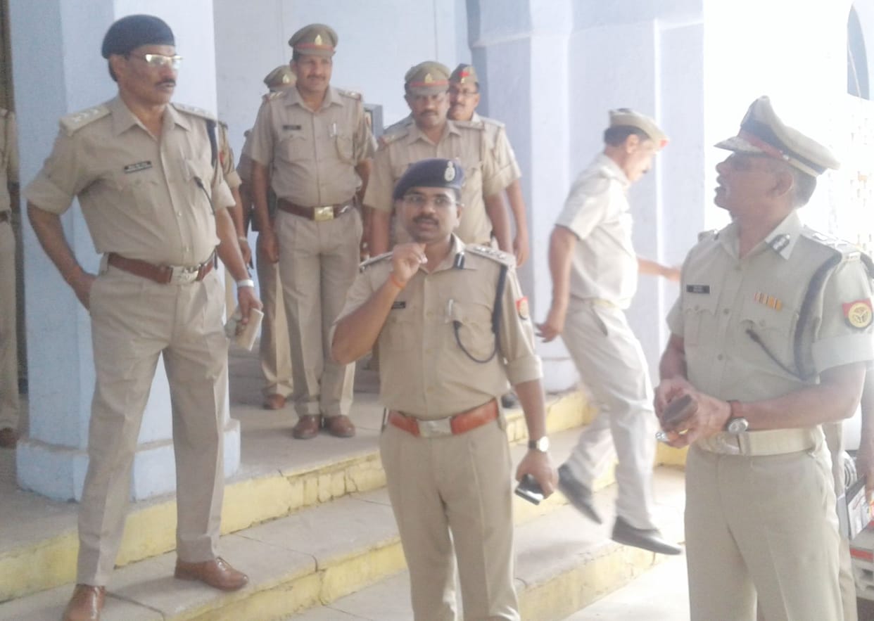 औचक निरीक्षण में कोतवाली फेल