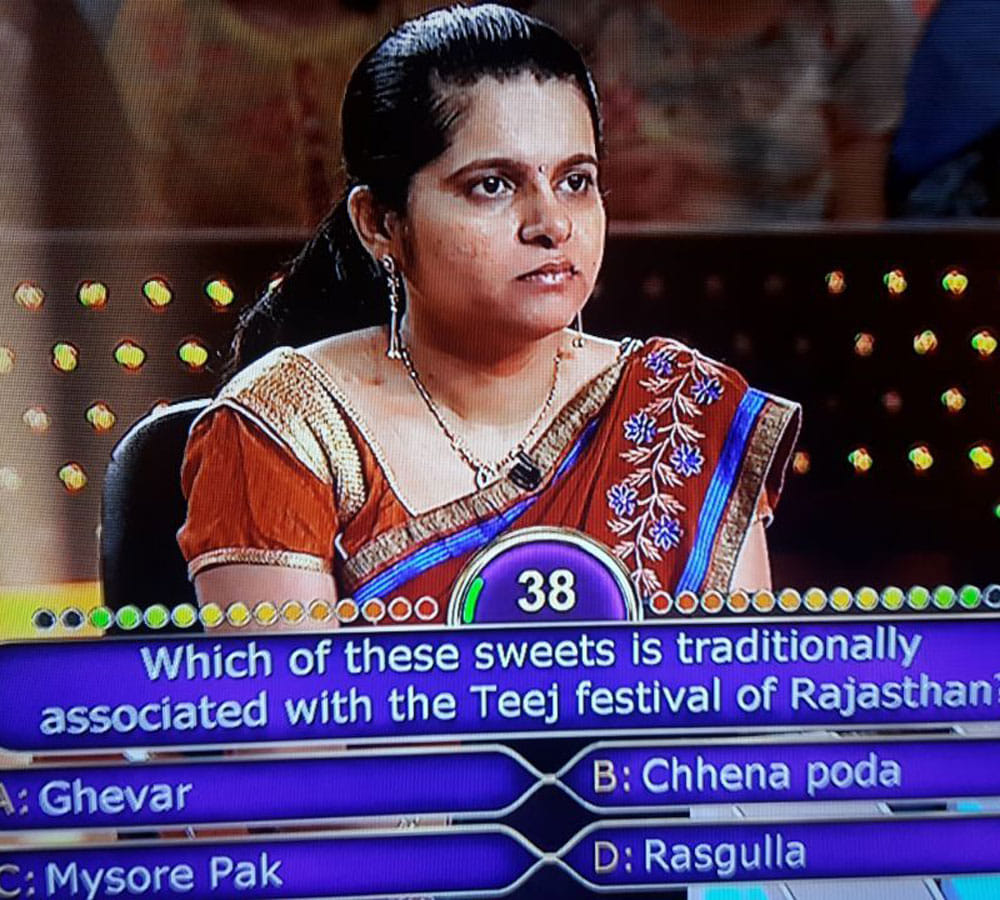 kbc 9 contestant meenakshi jain win 50 lac rupees