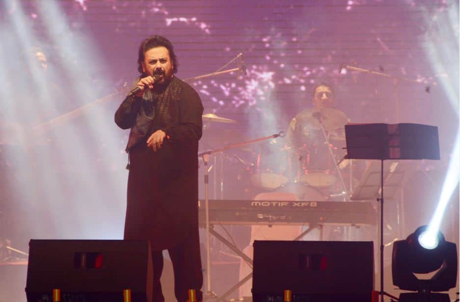 Bollywood singer Adnan Sami claims staff were called Indian dogs at Kuwait airport
