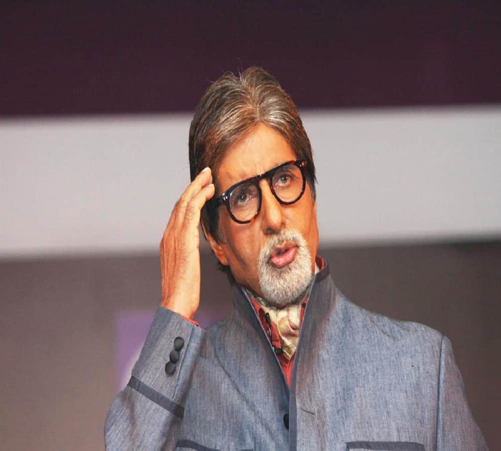 bollywood star Amitabh Bachchan rejected to work in salman khan's Produce film race-3