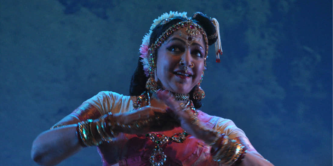 An interesting love story of hema malini and dharmendra in bollywood 