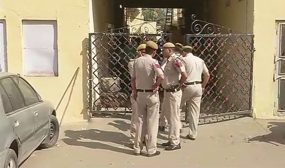 in mansarovar murdercase five people were dead and no one heard the scream