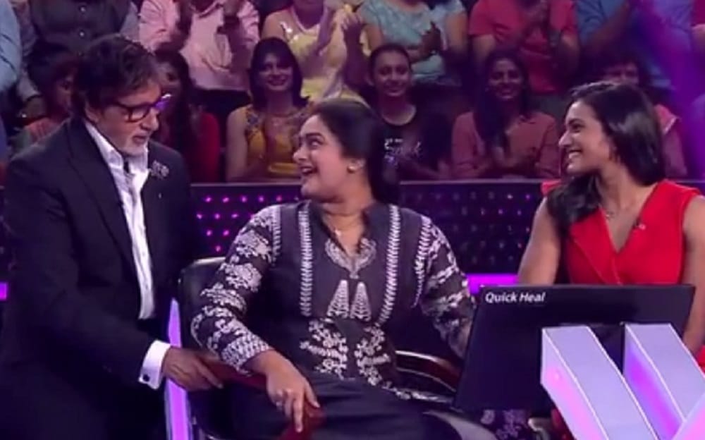 Amitabh Bachchan Gave Wrong Introduction To PV Sindhu Sister Divya In KBC 9 Episode   30