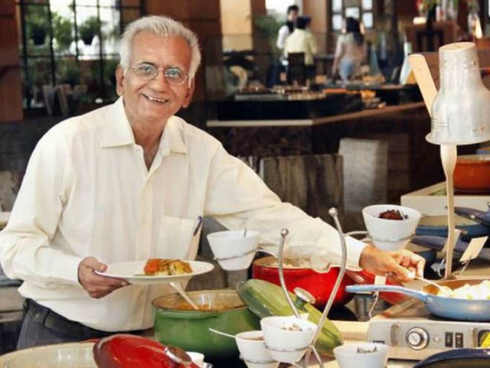 bollywood director kundan shah passes away of heart attack at the age of  69
