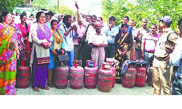 people filled with agression on not getting cylinders