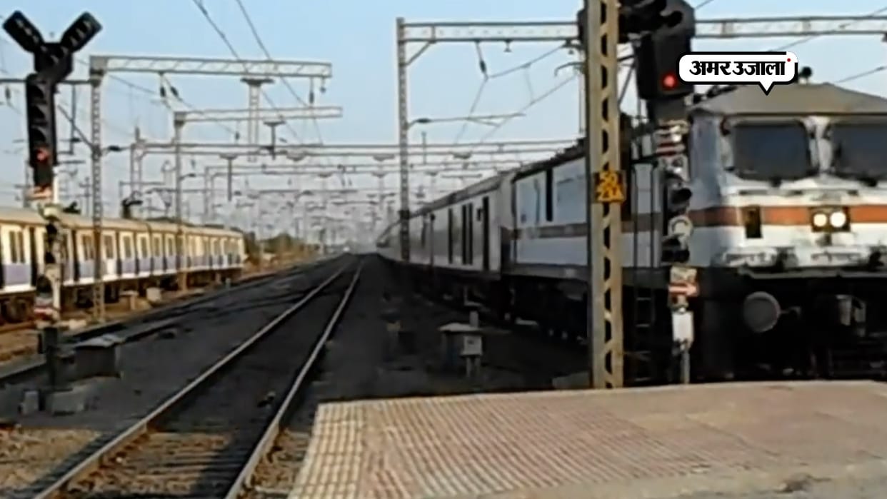 electric train will run from march on chapra-varanasi route