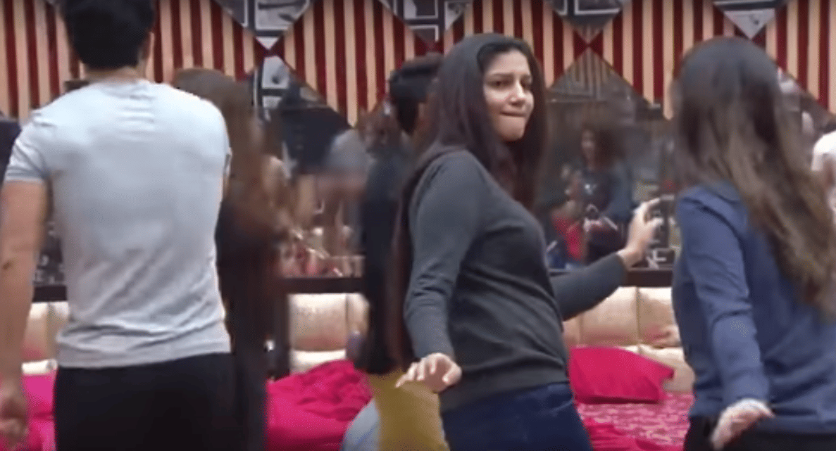 why does Haryanvi sensation Sapna Choudhary nominate in bigg boss house