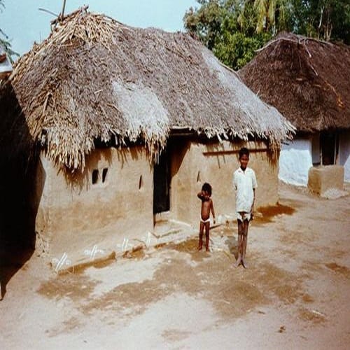know the reason why people of Kalimayan village is not wearing sleepers 
