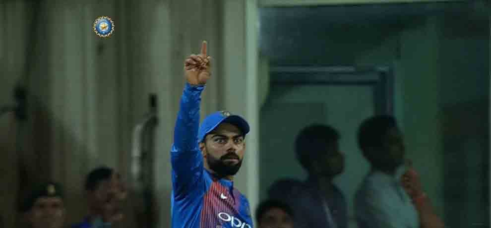 Virat Kohlis bullet throw in first t20 impresses MS Dhoni