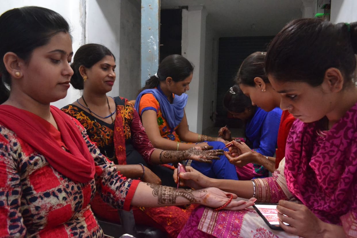 Saturday, under the preparation of Karve Chauth