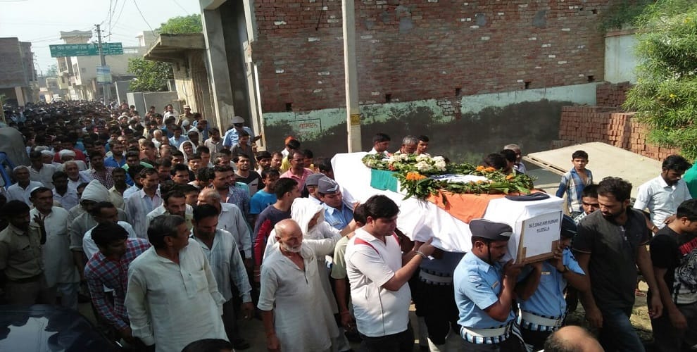 Last farewell to Gautam with a gentle eye with military honors