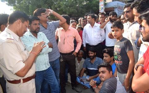 BJP workers protesting over objectionable messages