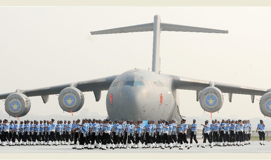 air show on airforce day at hindon airbase