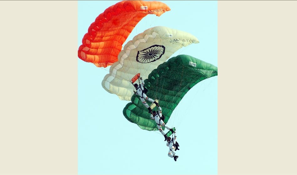 air show on airforce day at hindon airbase