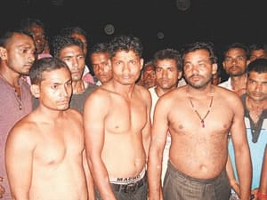 Four missing, including bank cashier drowned in middle Ganges