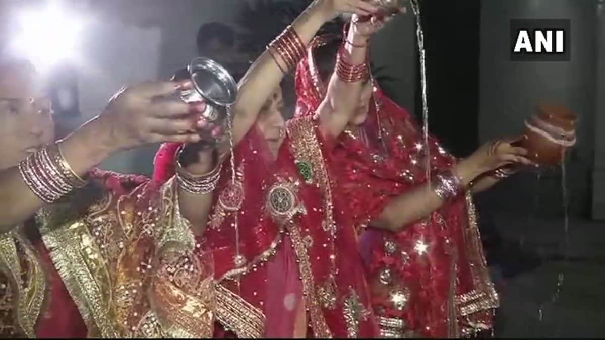 Sushma Swaraj photos of KarvaChauth celebration