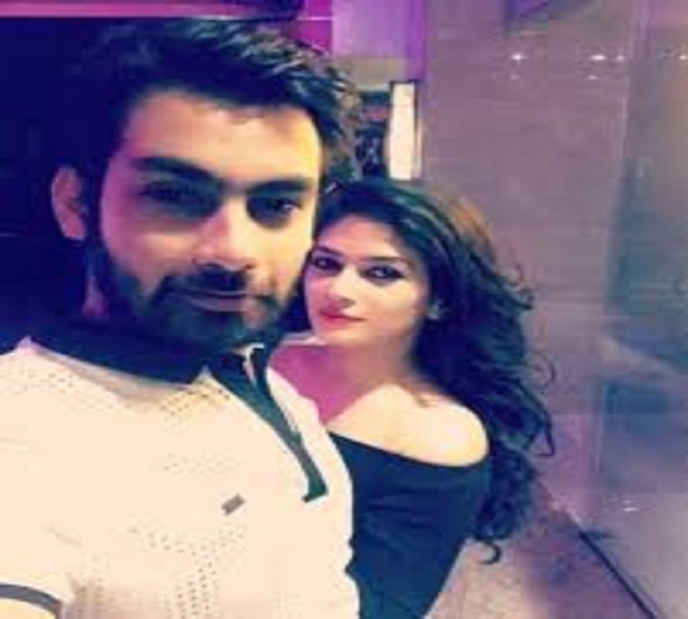 bigg boss 11 contestant bandagi kalara is dating deniss nagpal 