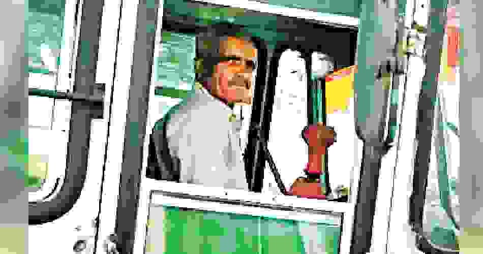 haryana roadways bus driving with hookah smoking, Suspended