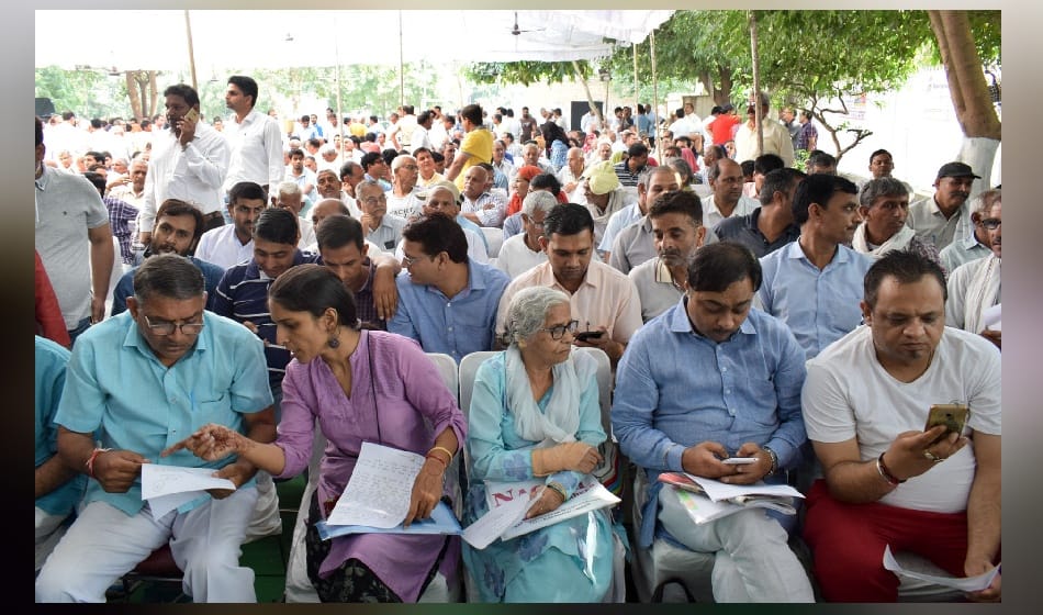 cm attended janta darbar for five hours