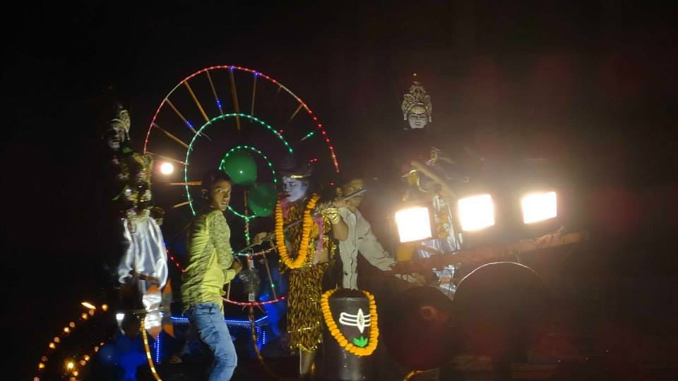 fake saint nose cut today in varanasi historical procession 