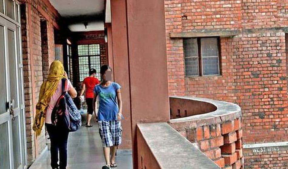jnu hostels criticizing for propaganda in delhi  