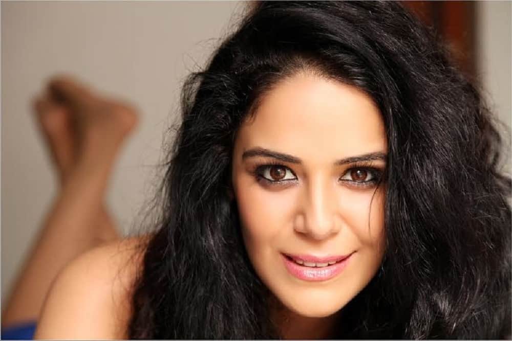 Jassi Jaissi Koi Nahin Fame Actress Mona Singh Celebrates Birthday