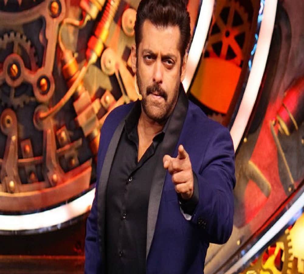 salman gets funny on dhinchak pooja says this last season for me