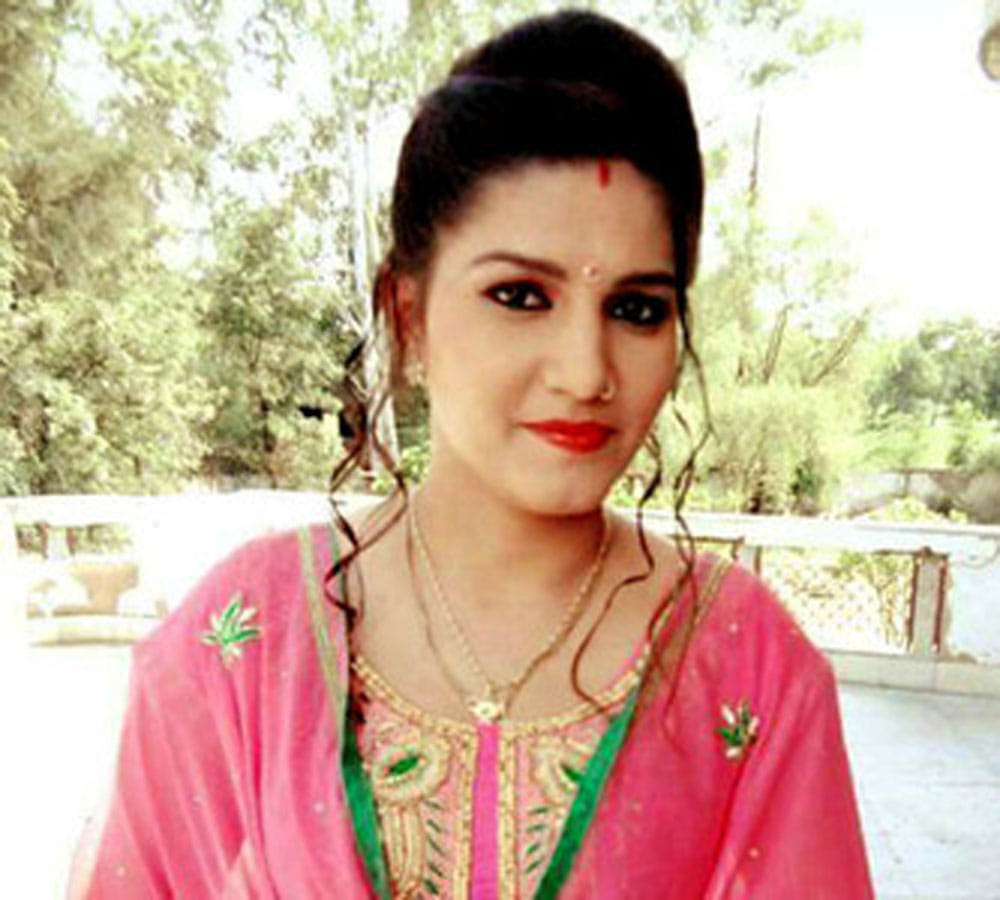 sapna chaudhary wrong step will benifit for hina khan in bigg boss house