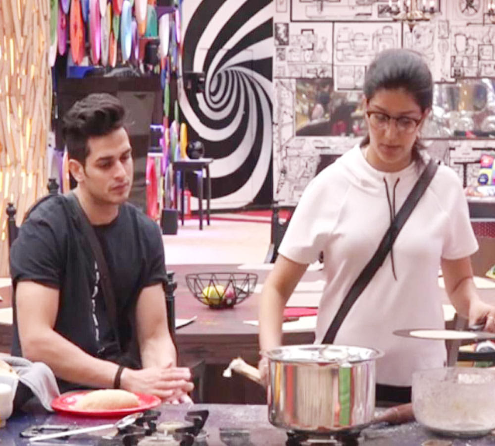 sapna chaudhary revealed about her first love in bigg boss house