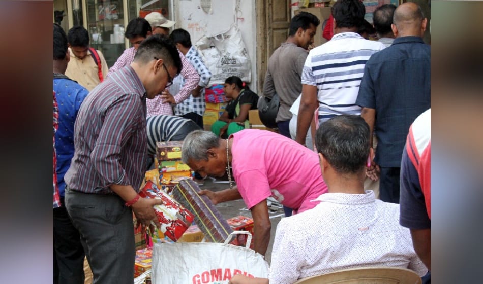 crackers will not be sold in delhi ncr till october 31