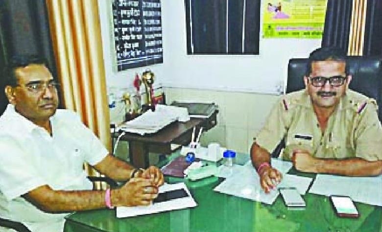 Former MLA threatens again
