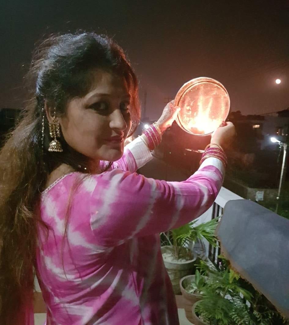 women unique story of karwa chauth 2017