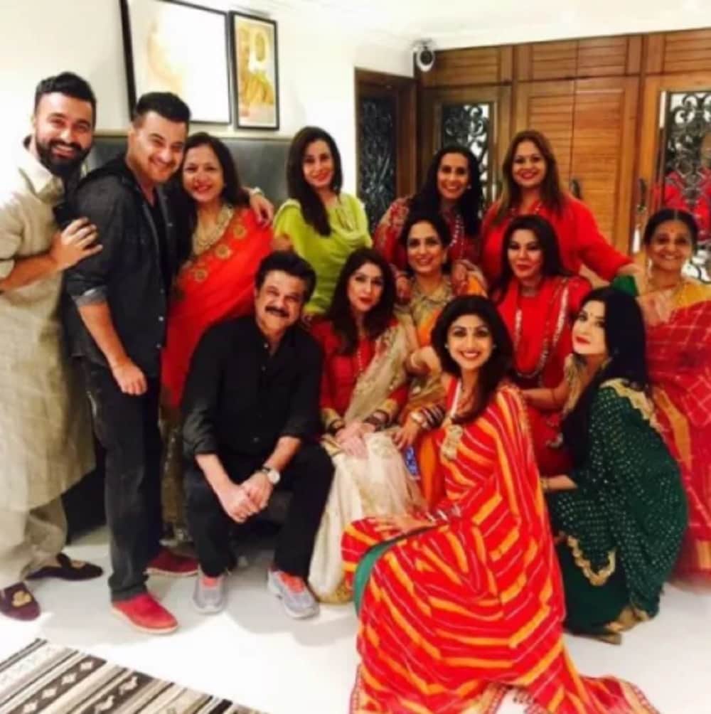 Bollywood Actresses Celebrates Karva Chauth 2017 At Anil Kapoor House