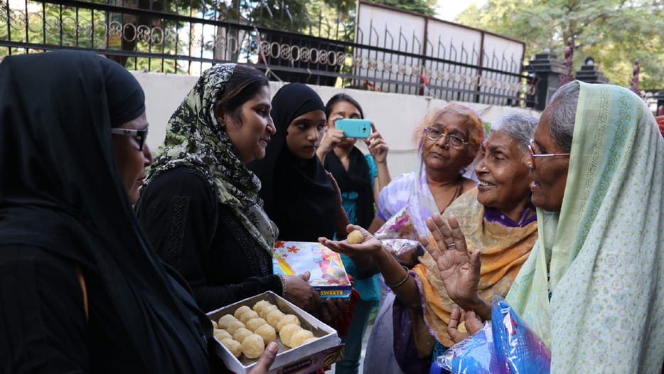 karwachauth festival celebrated at old age home