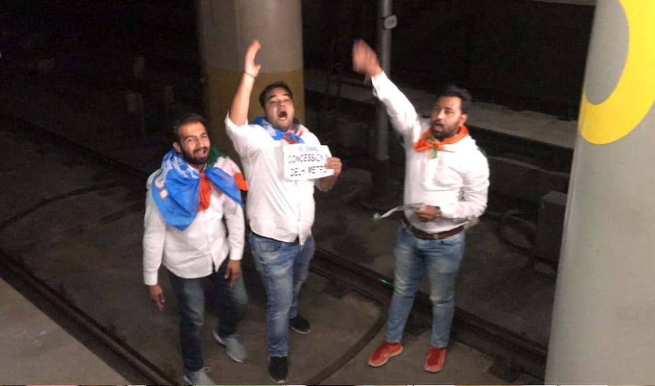 nsui activists protest at vishwavidyalaya metro station against metro fare hike