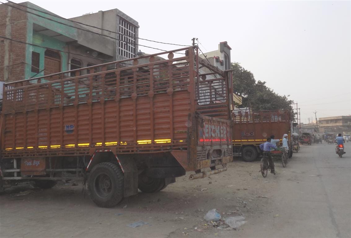Two torn up traders in protest against GST
