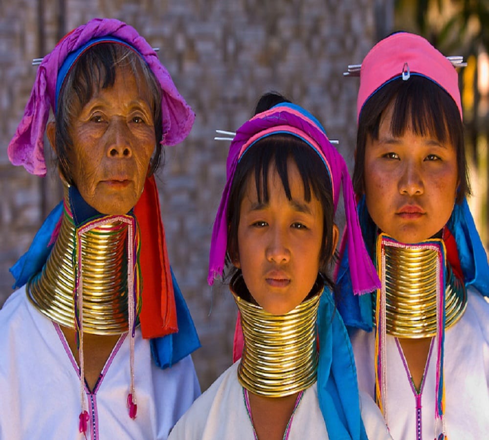 know the reason why Kayan woman wear neck rings 
