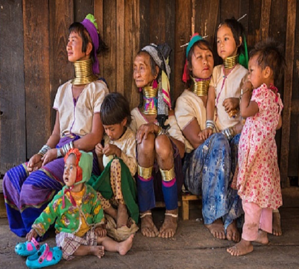 know the reason why Kayan woman wear neck rings 