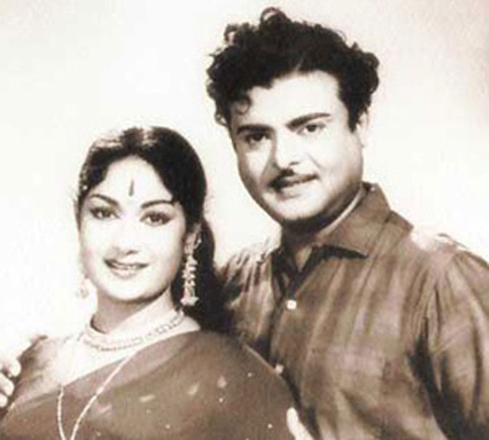 rekha mother pushpavalli and jemini ganesan relationship