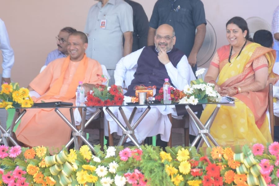 yogi adityanath, amit shah and smriti irani in amethi.