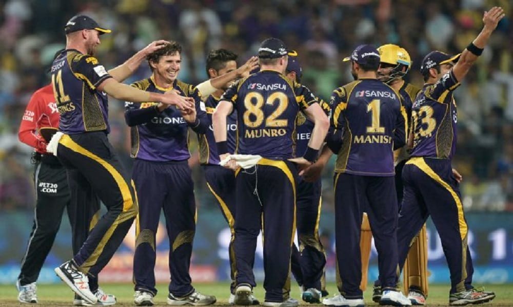 Australia Veteran spiner Brad Hogg back with Renegades, signs a one-year contract
