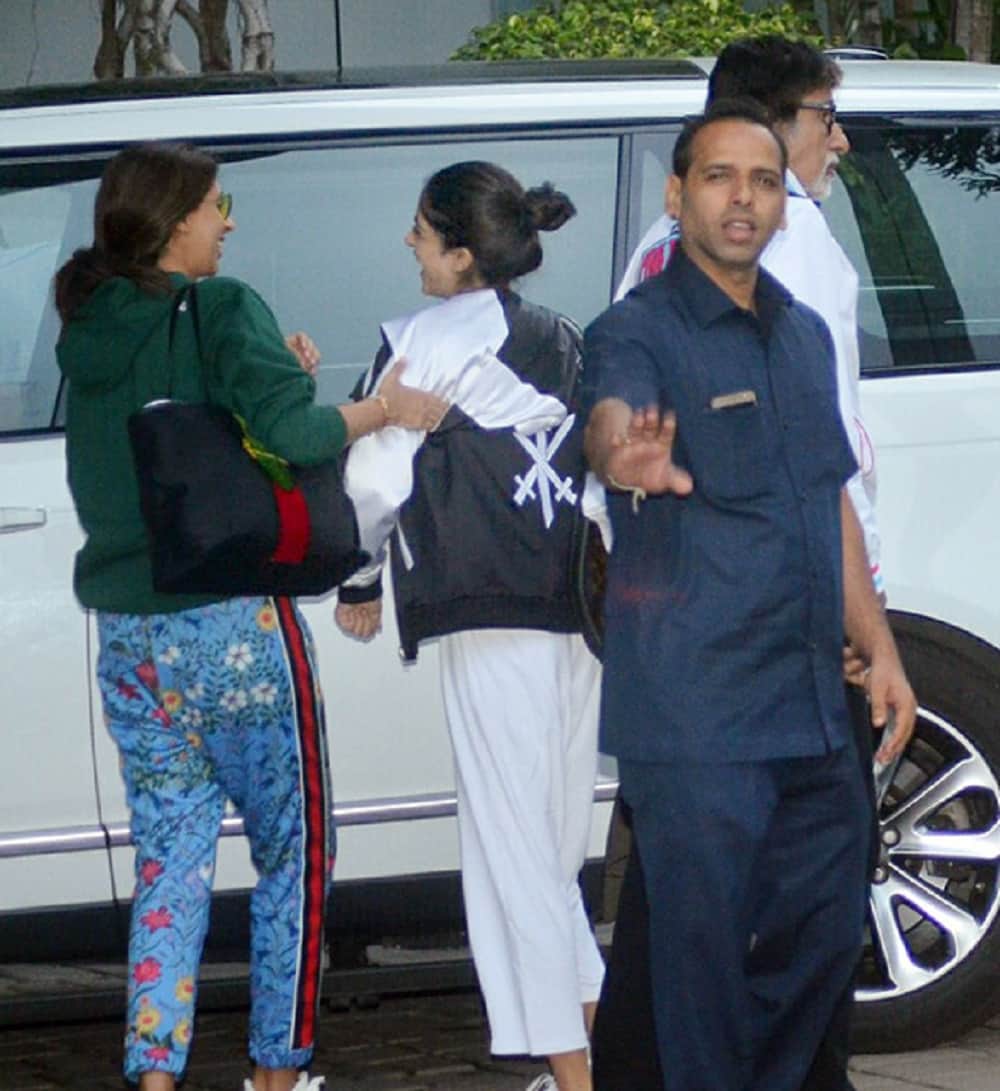 amitabh bachchan leaves for birthday celebration with whole family