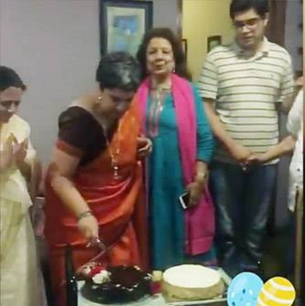aamir khan celebrates ex wife reena dutt birthday with family
