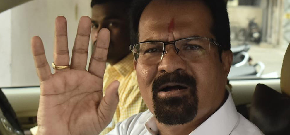 BMC spends Rs20 lakh to buy new car for Mumbai mayor