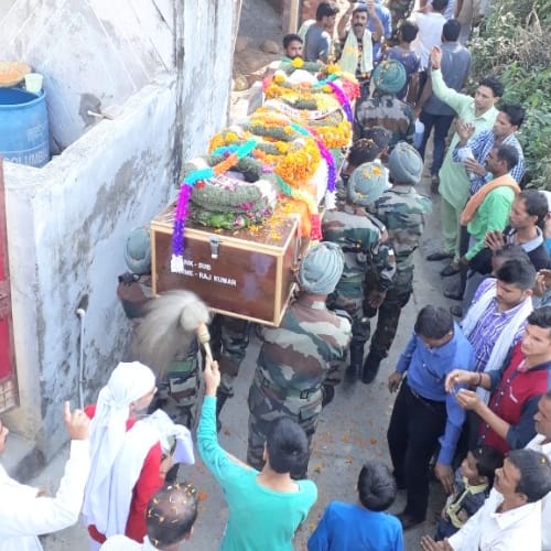 martyr rajkumar cremated with full military honours at khanna